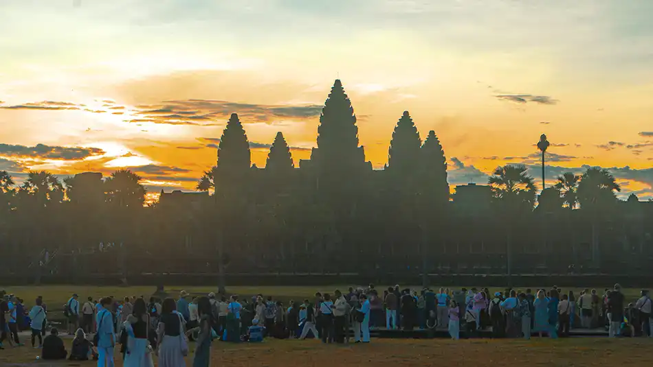 beautiful angkor wat sunrise