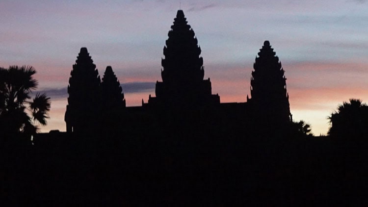 cambodia luxury cultural tour