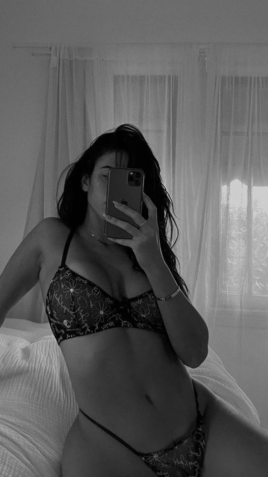 Aria - masajista erótica en Benidorm