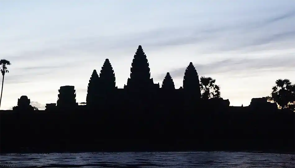 visit angkor wat in 12 days cambodia itinerary