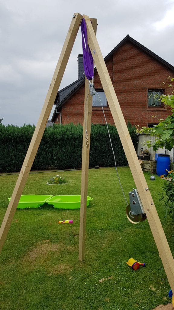 Brunnen bohren Dreibein bauen Bohrgestell