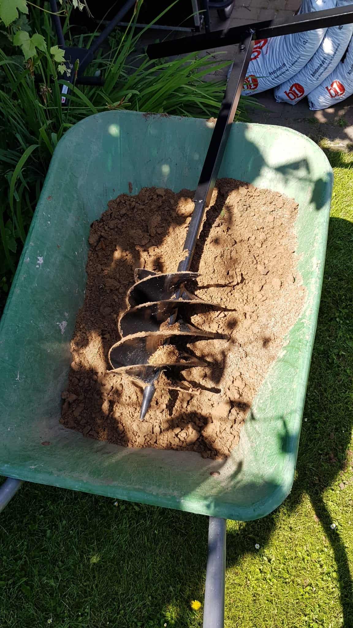 Brunnen Bohren plunschen kiespumpe erdbohrer
