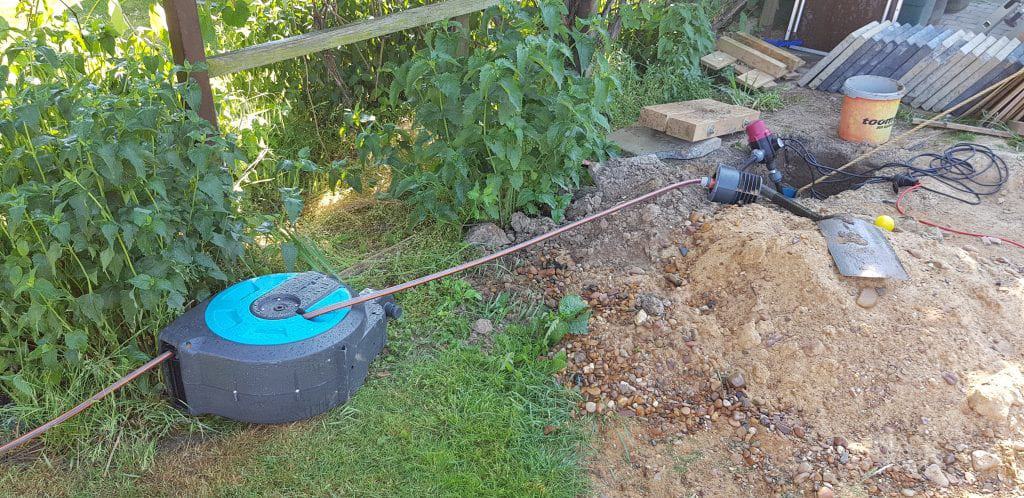 Brunnenbau Brunnen bohren Dreibein Brunnenrohr Gartenbrunnen Brunnen klarpumpen