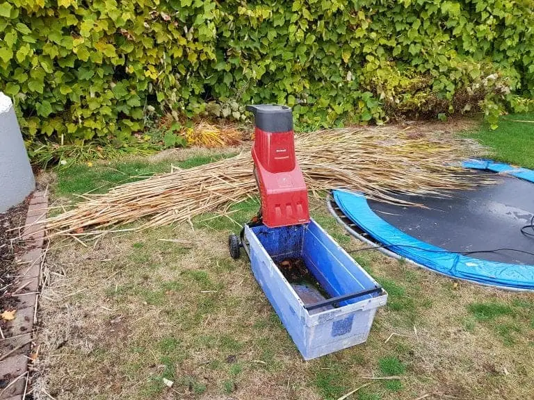 Miscanthus Häcksel selber herstellen