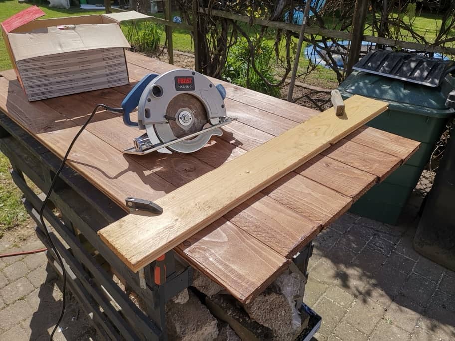 Brunnenstube lasieren