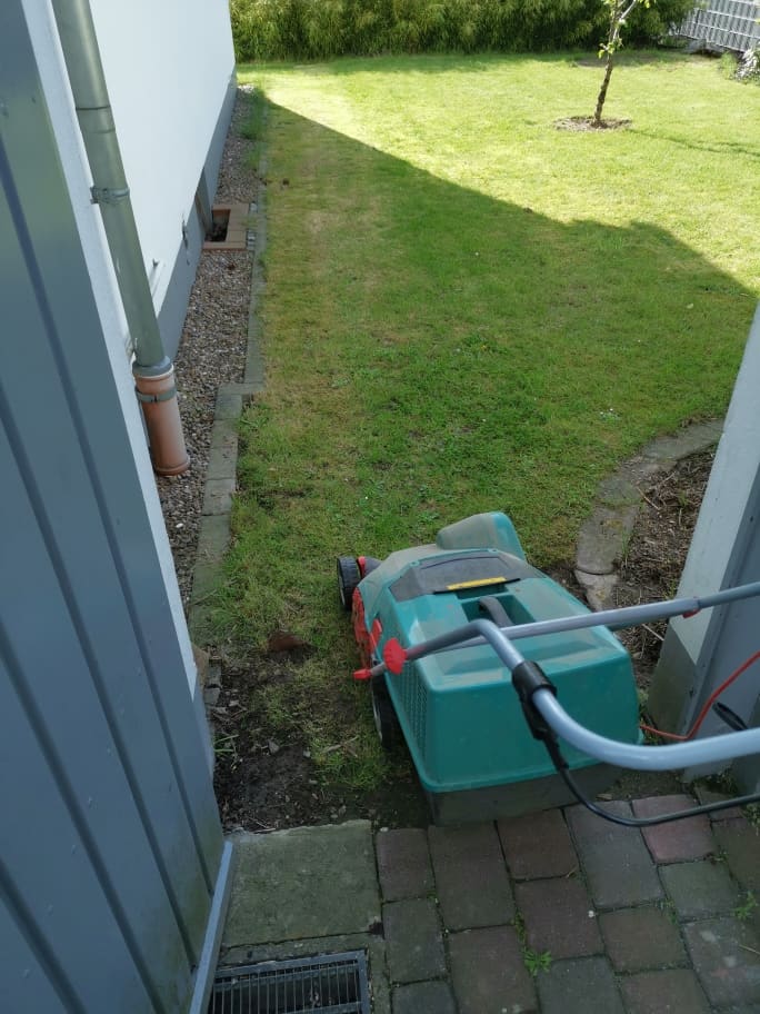 Frühlingskur für den Rasen