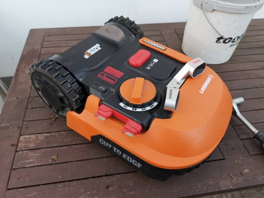 Mähroboter Winterpause