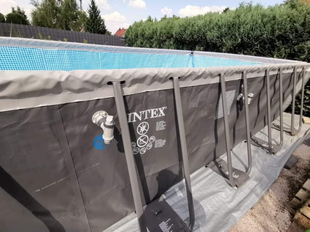 Intex Ultra Frame Pool
