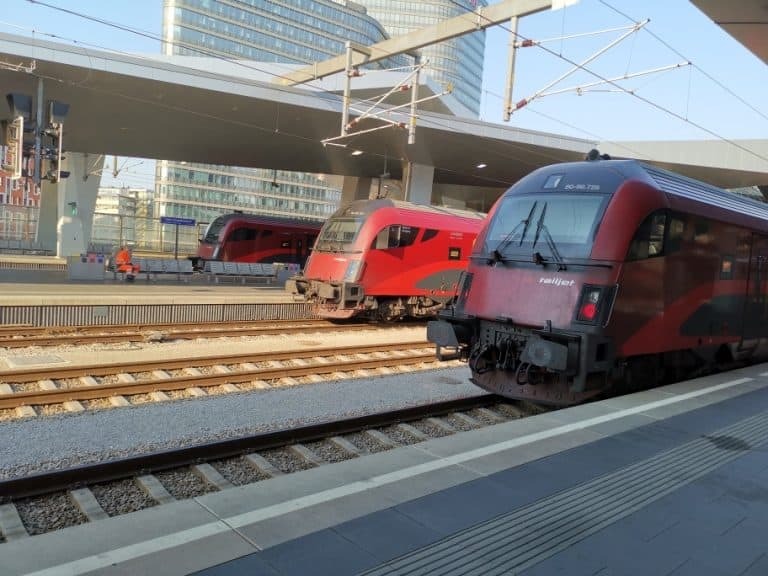 Railjet Salzburg03