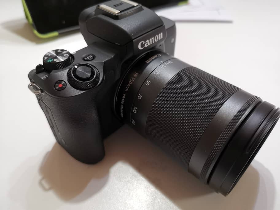 Canon M50