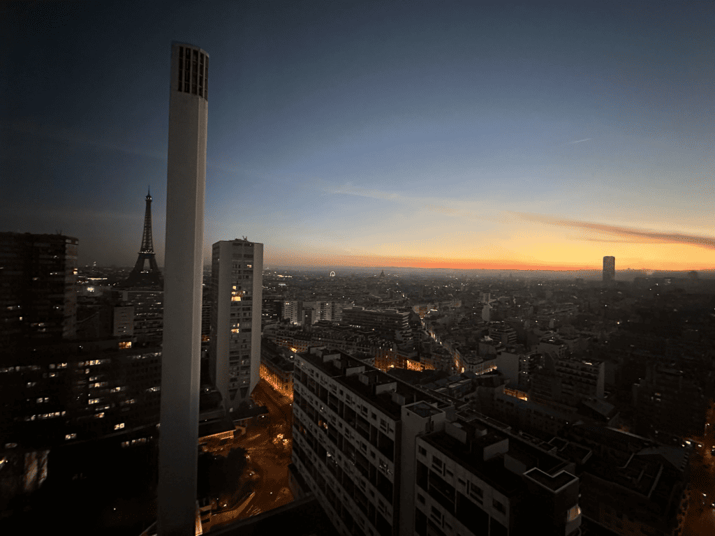 Paris Hotel Eiffelturmblick