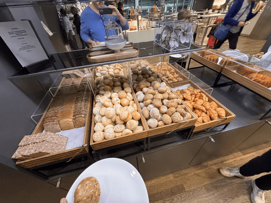 Lufthansa Business Class Lounge