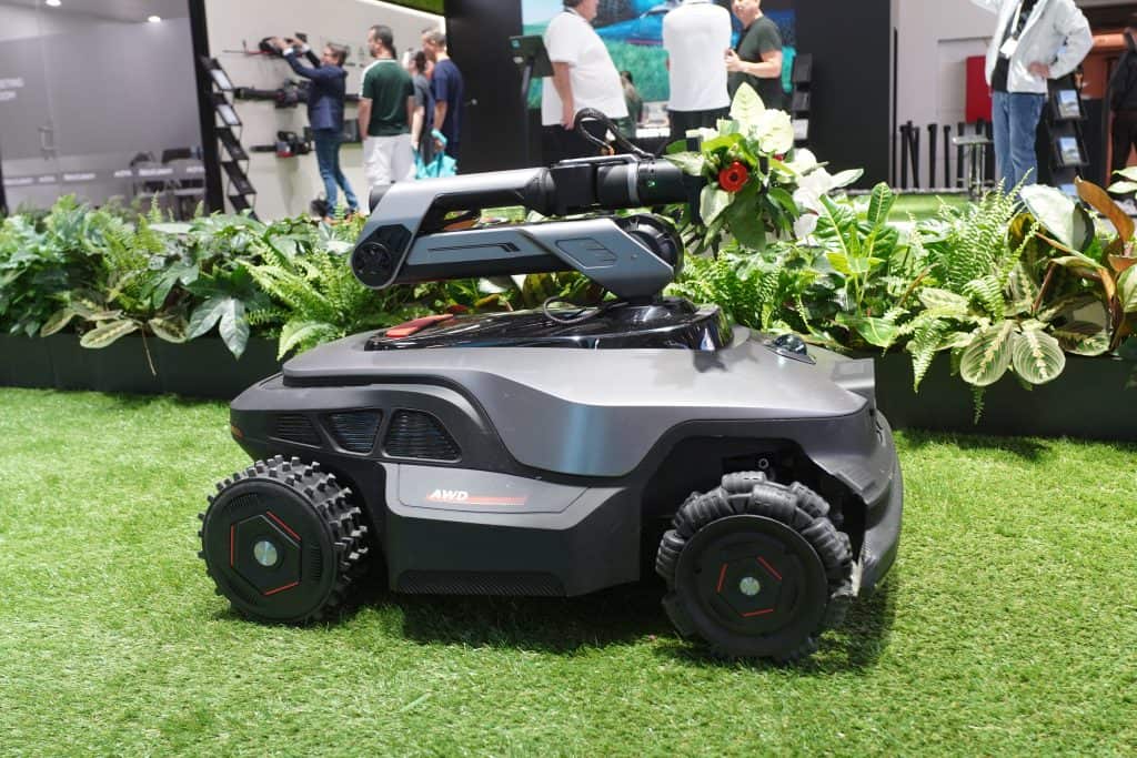 nexlawn mähroboter greifarm ifa 2025 