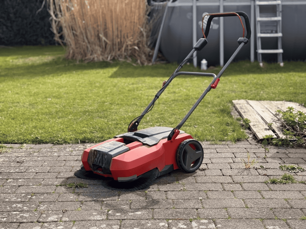 Einhell Akku Kehrmaschine