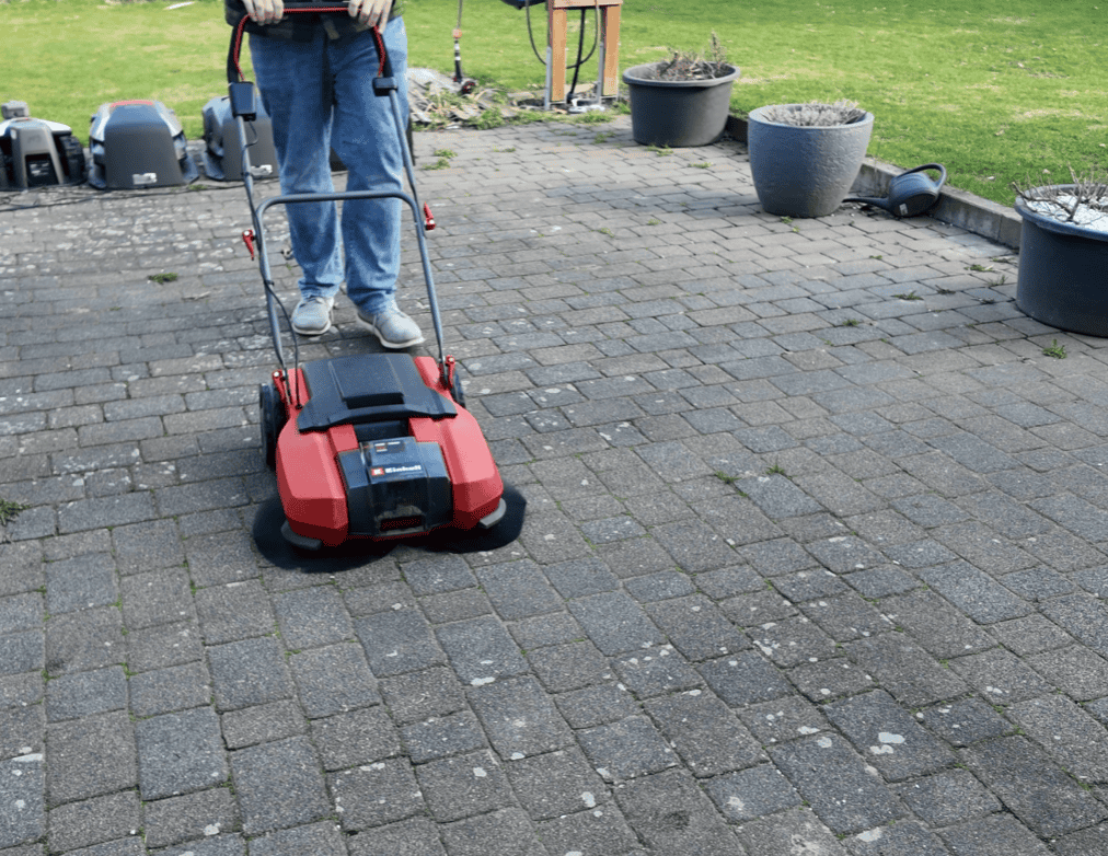 Einhell Akku Kehrmaschine