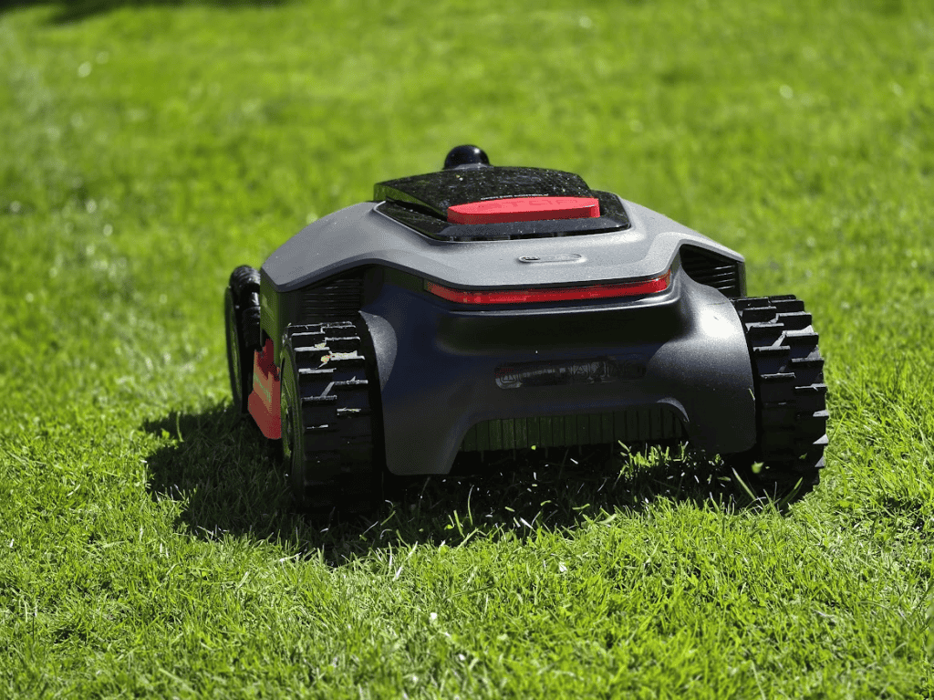 MOVA LiDAX Ultra 2000 AWD test