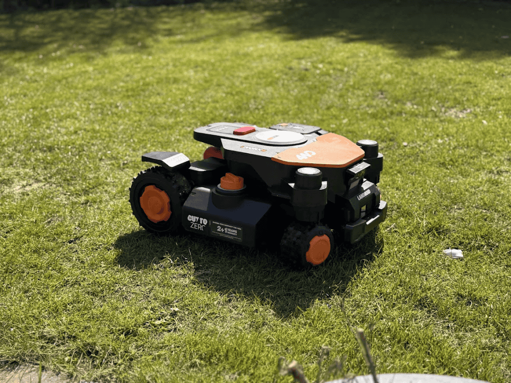 Mova oder Worx Mähroboter