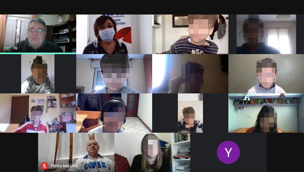 AVIS online nelle scuole reggiane