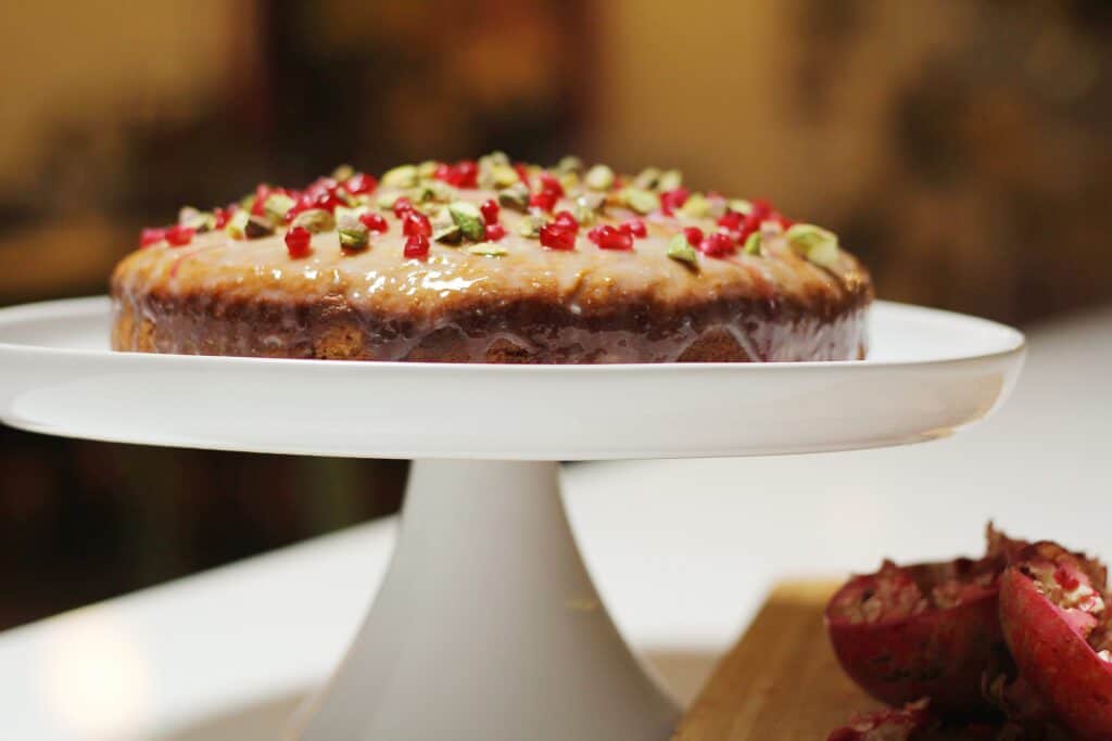 Yoghurt, pistachio and pomegranate cake