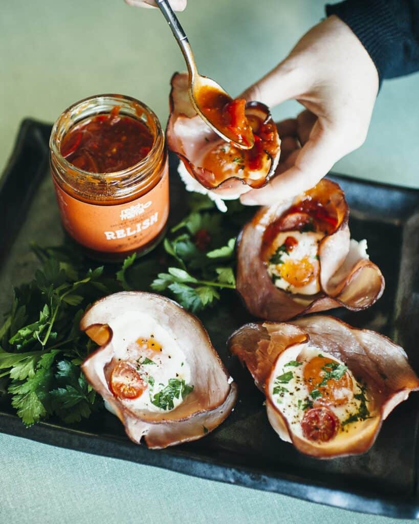 Little ham and egg tarts