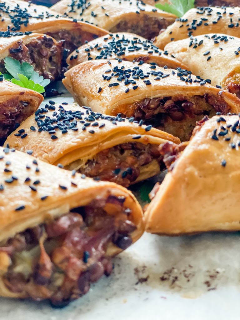 Vegetarian sausage rolls