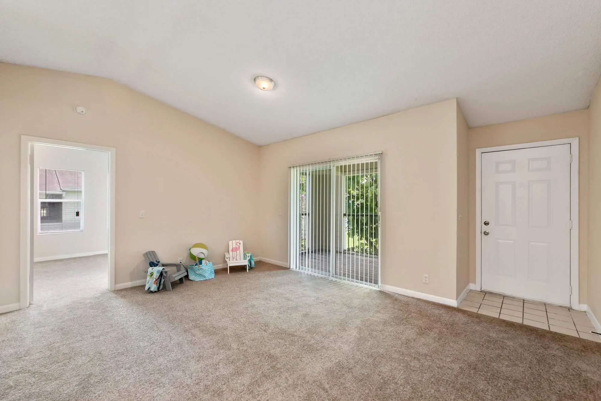 A living space at Turtle Cove in West Palm Beach, FL.