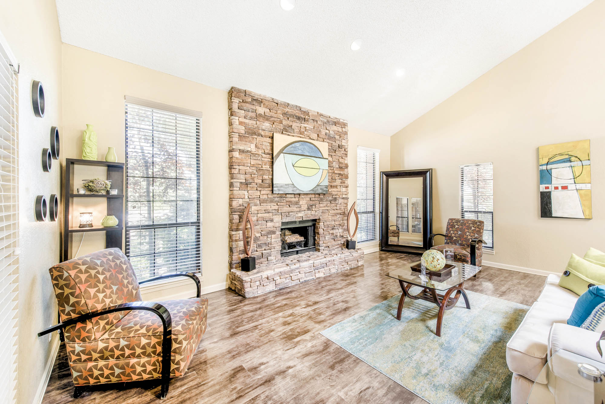 The lounge at Canyon Chase apartments in Westminster, CO.