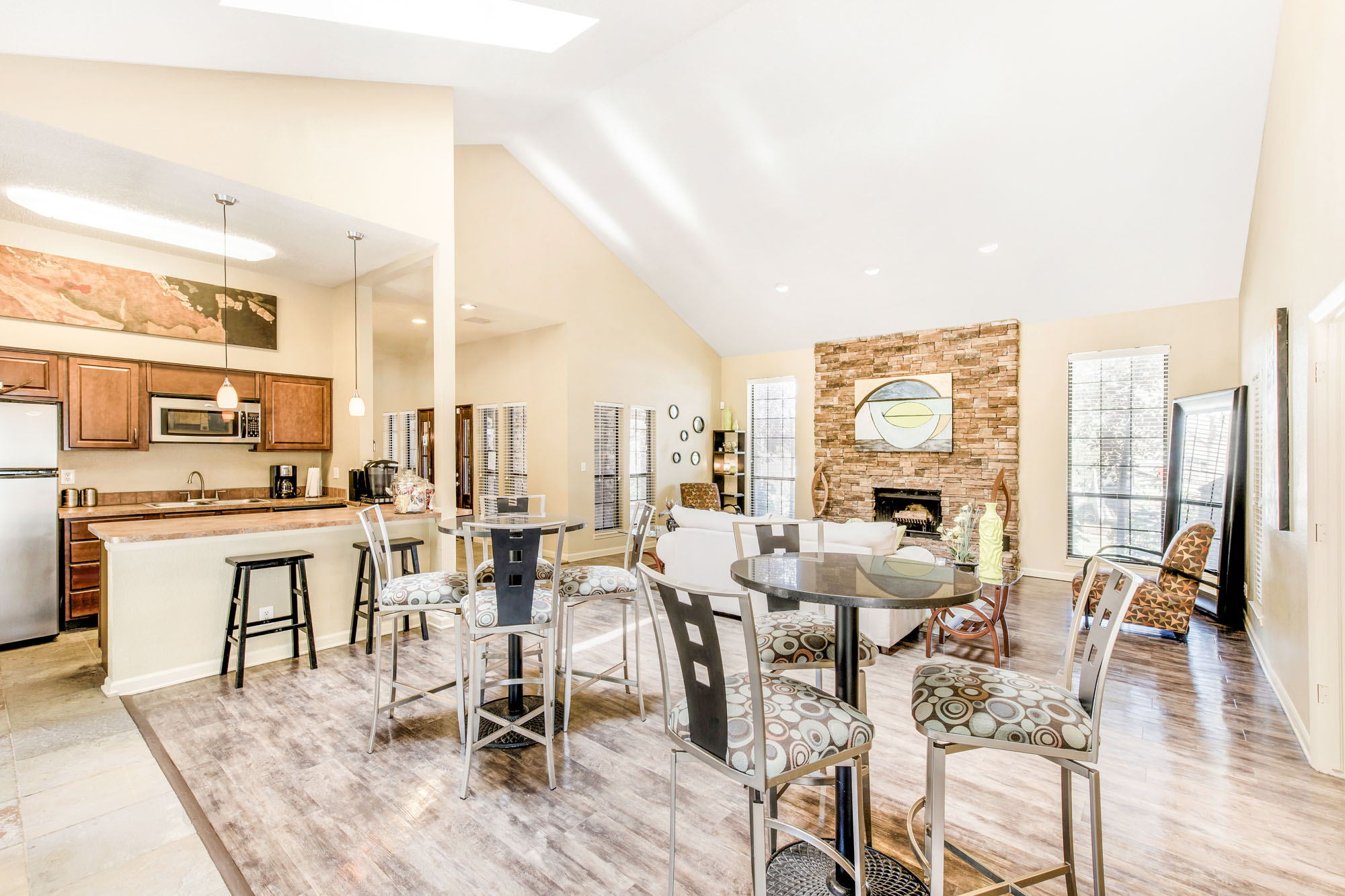 The lounge at Canyon Chase apartments in Westminster, CO.