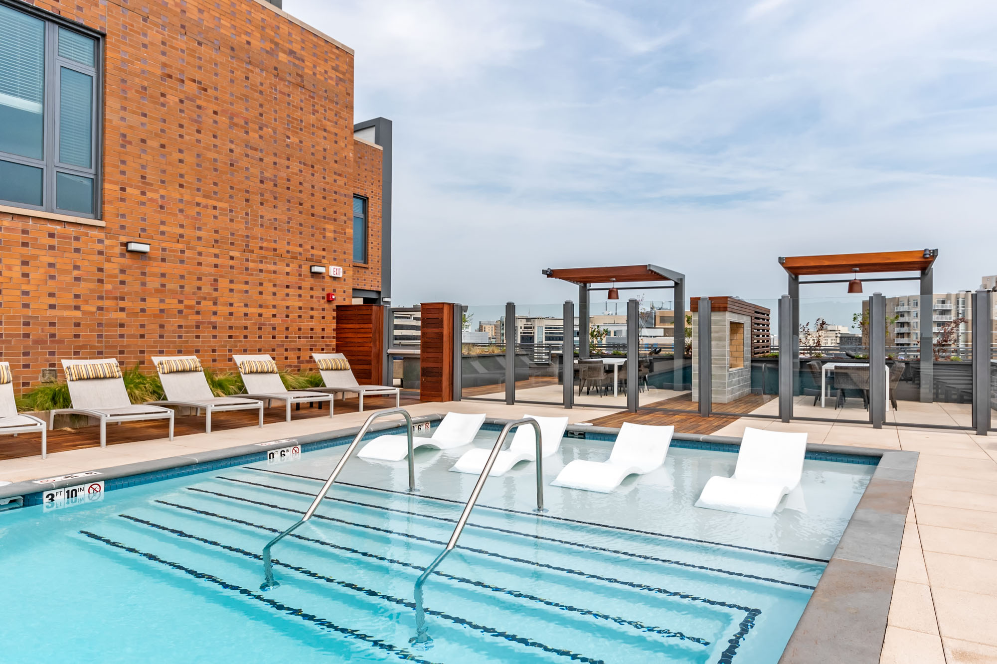 The pool at Thayer and Spring luxury apartments in downtown Silver Spring.