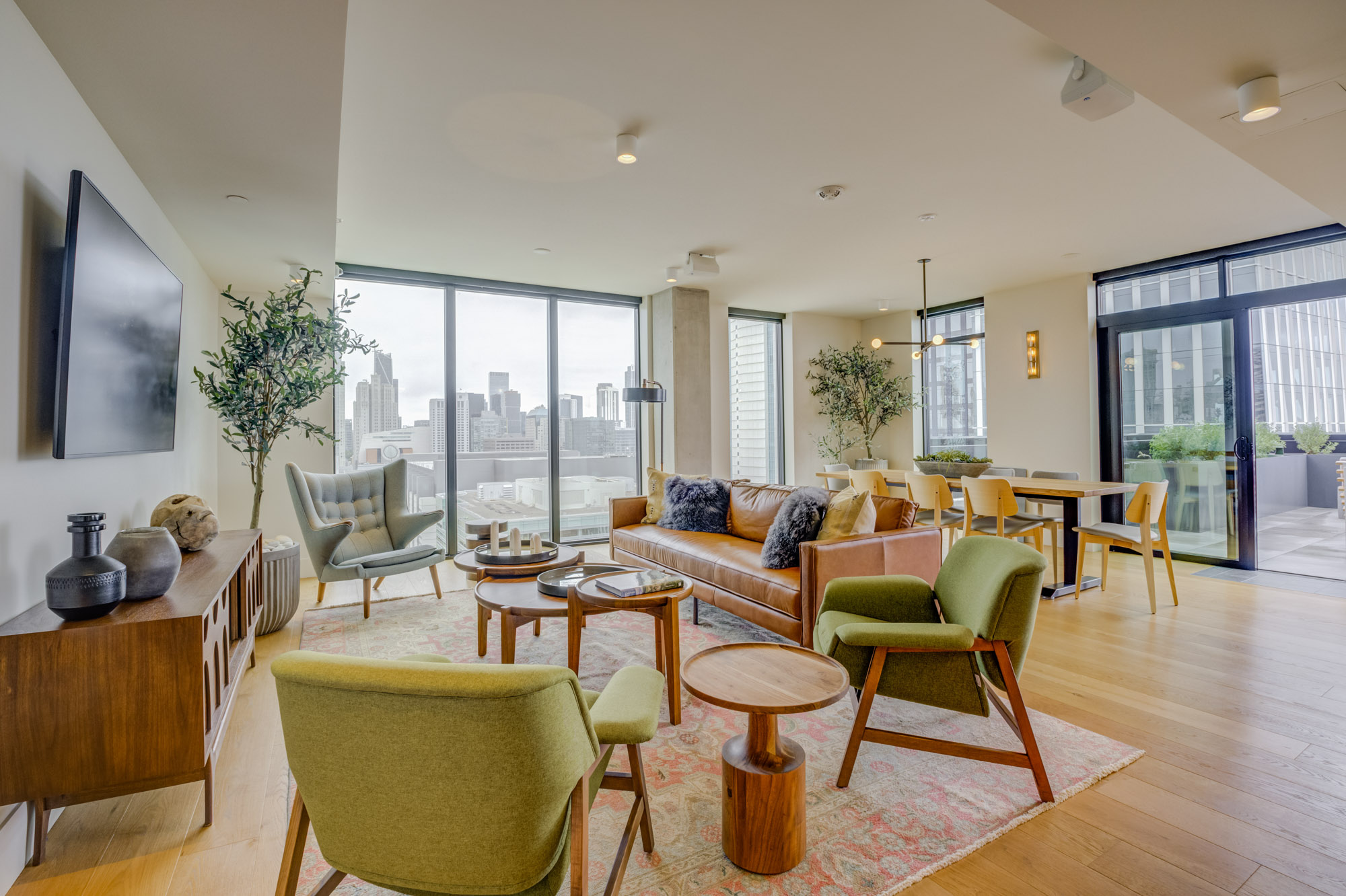 The clubroom in The George in San Francisco.