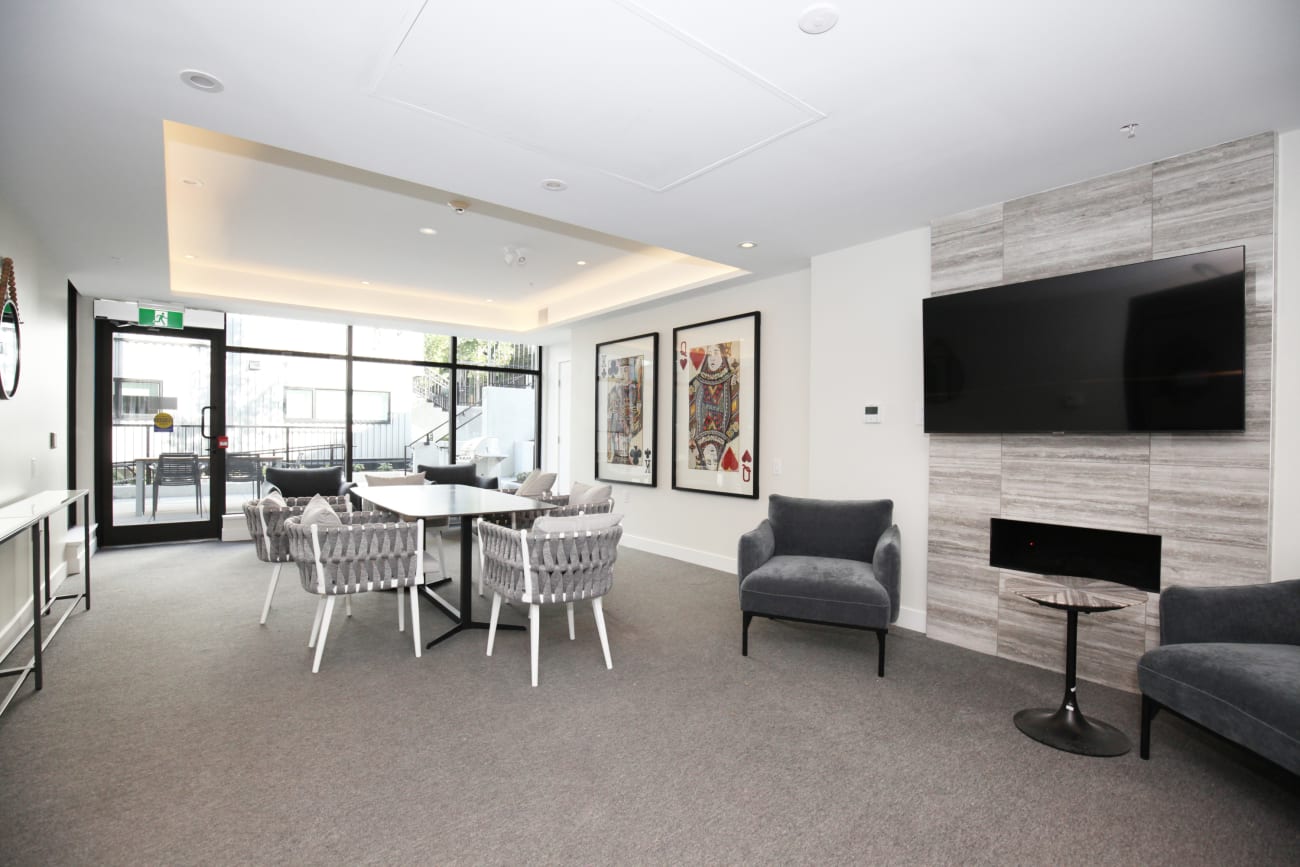 Hendry Place Amenities