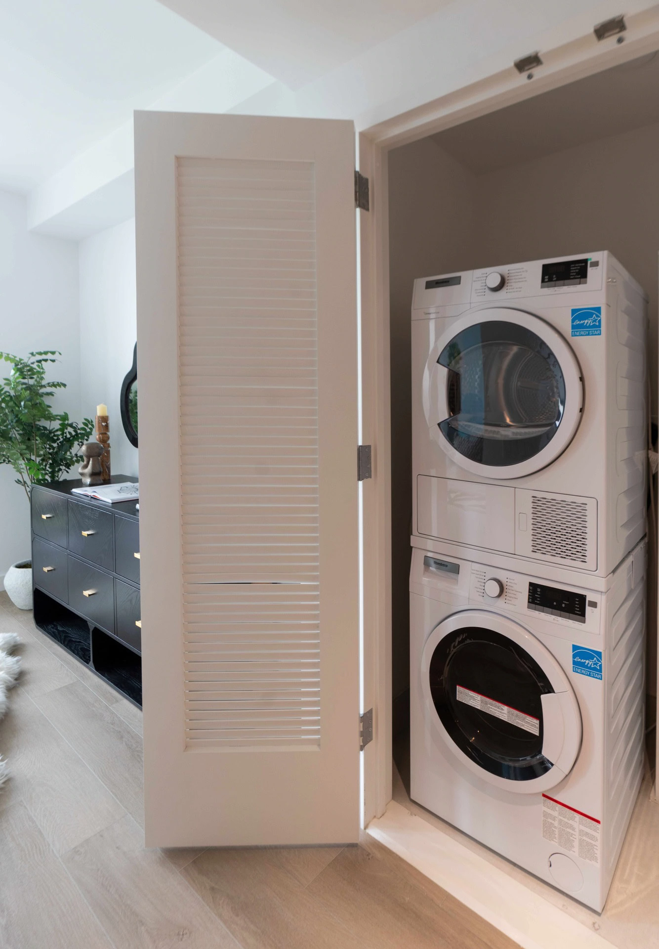A washer and dryer in a small room.