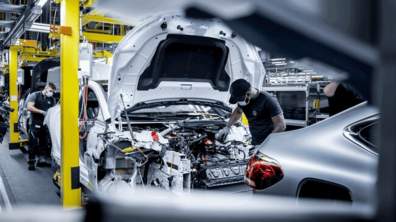 Centro reparación coche eléctrico