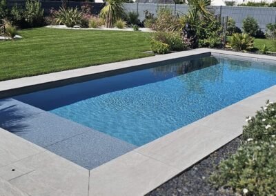 Piscine Béton 8 m x 3 m sur GUERANDE