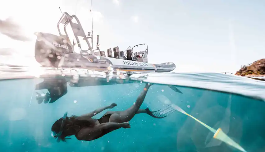 Highfield RIB having fun diving @ RIBs ONLY - Home of the Rigid Inflatable Boat