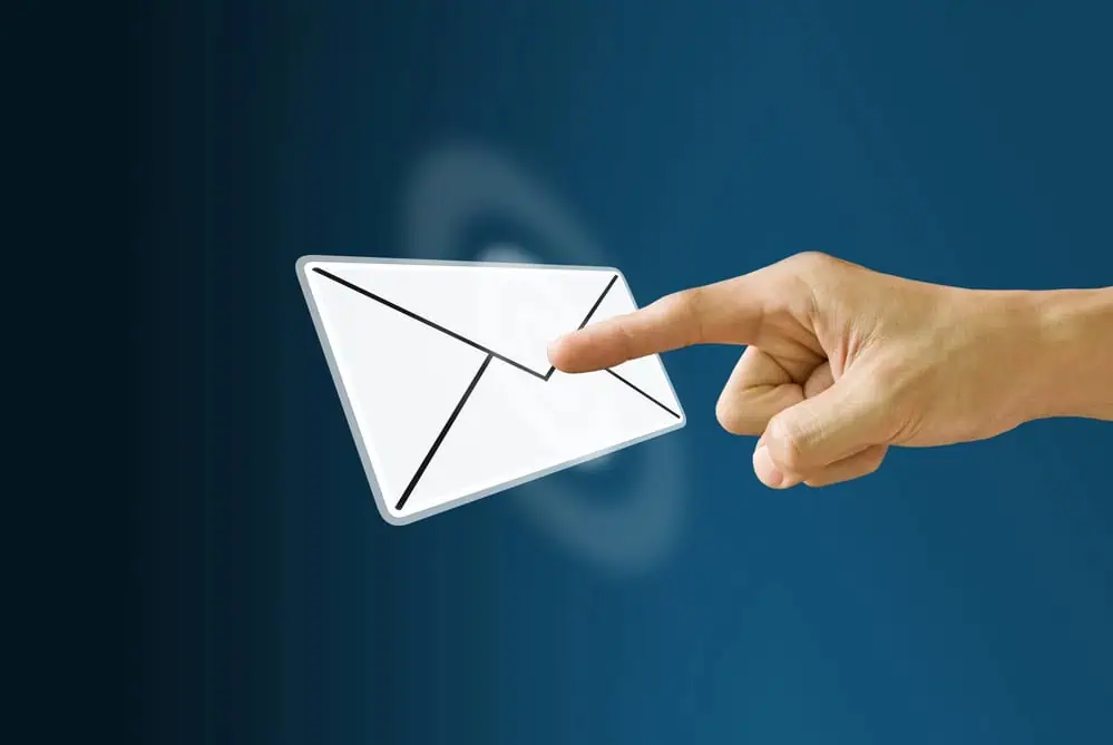 How to Start a Profitable Newsletter Side Hustle in 2025