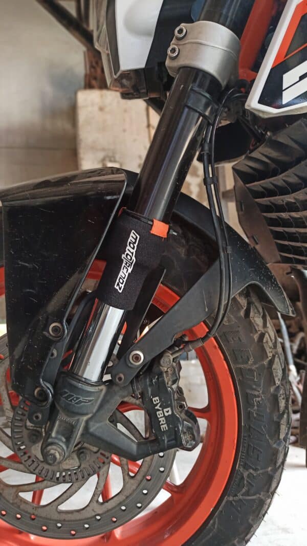 Mototrendz Fork Seal Covers Easy-fit Protectors for Extended Fork Life (3)