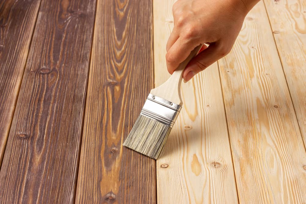 Benefici della verniciatura del parquet