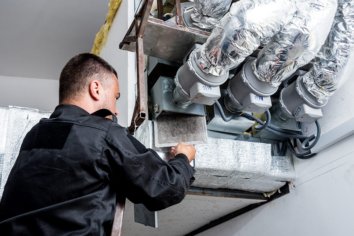 how to clean bathroom air duct