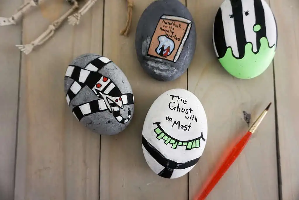 15 Awesome BeetleJuice Quotes + Crafts That You Need To Try 7 ghost with the most