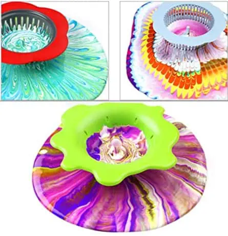 8 Easy Paint Pouring Techniques to Create Beautiful Wall Art 7 colander pour