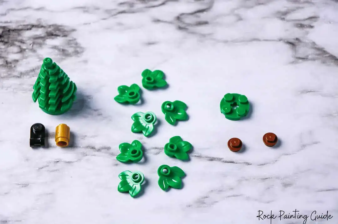 Fun Step-by-Step DIY Lego Christmas Ornaments For Kids 5 lego tree supplies