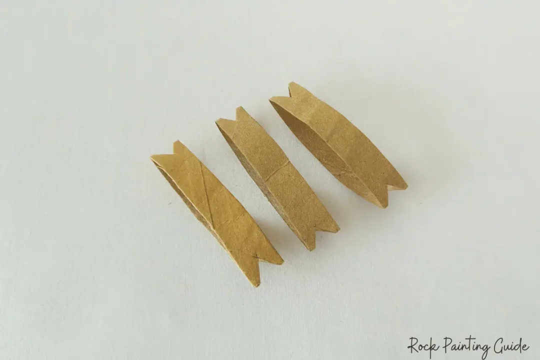 DIY Christmas Star Ornaments: A Fun Holiday Craft for Kids 6 shape cardboard in star points