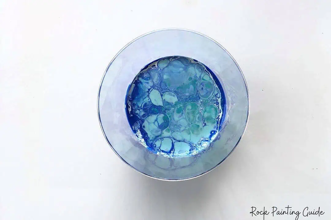 Beginner’s Guide to Paint Pouring on Rocks (With No-Fail Tips!) 17 Beach colors dirty pour cup