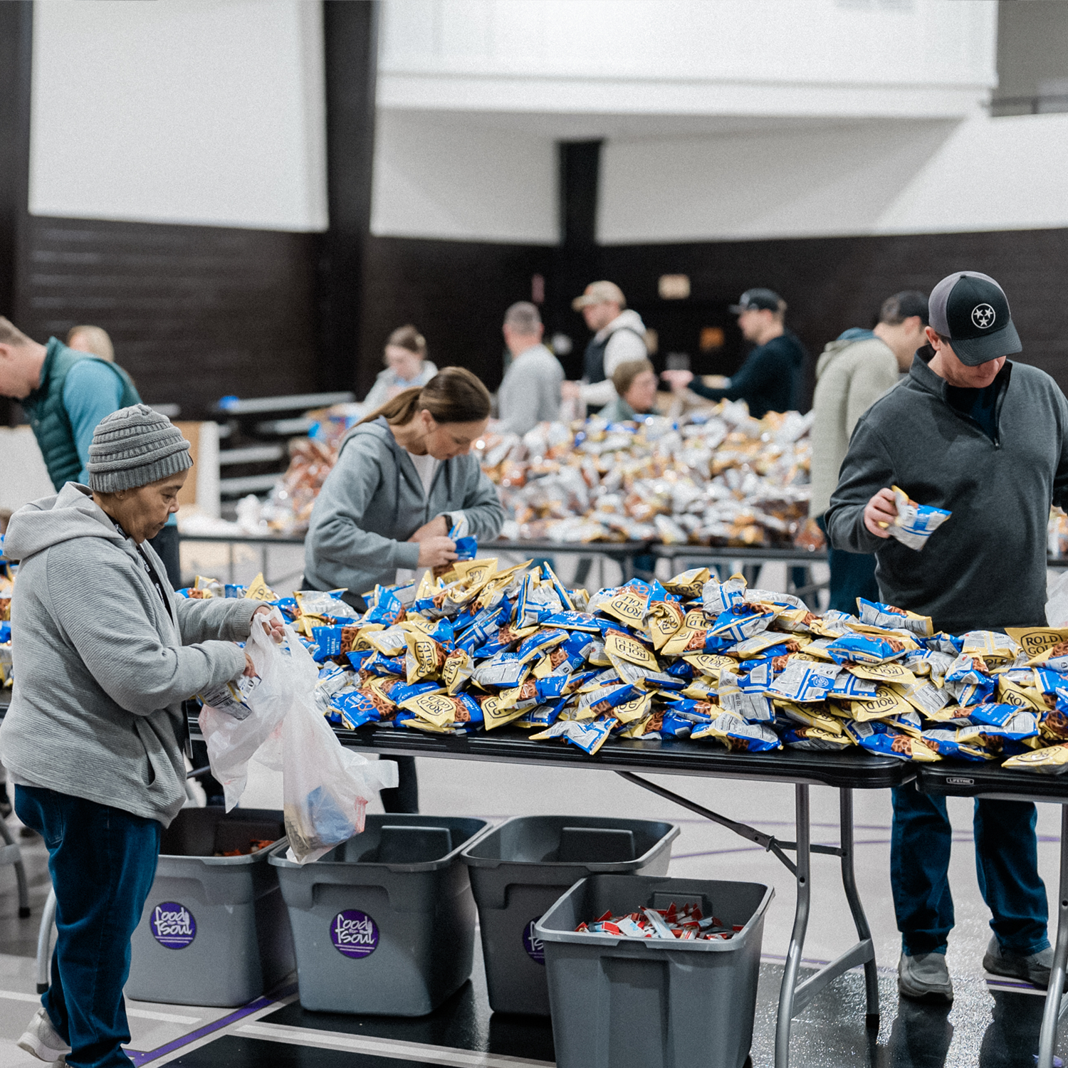 Food-Drive-Community-Center