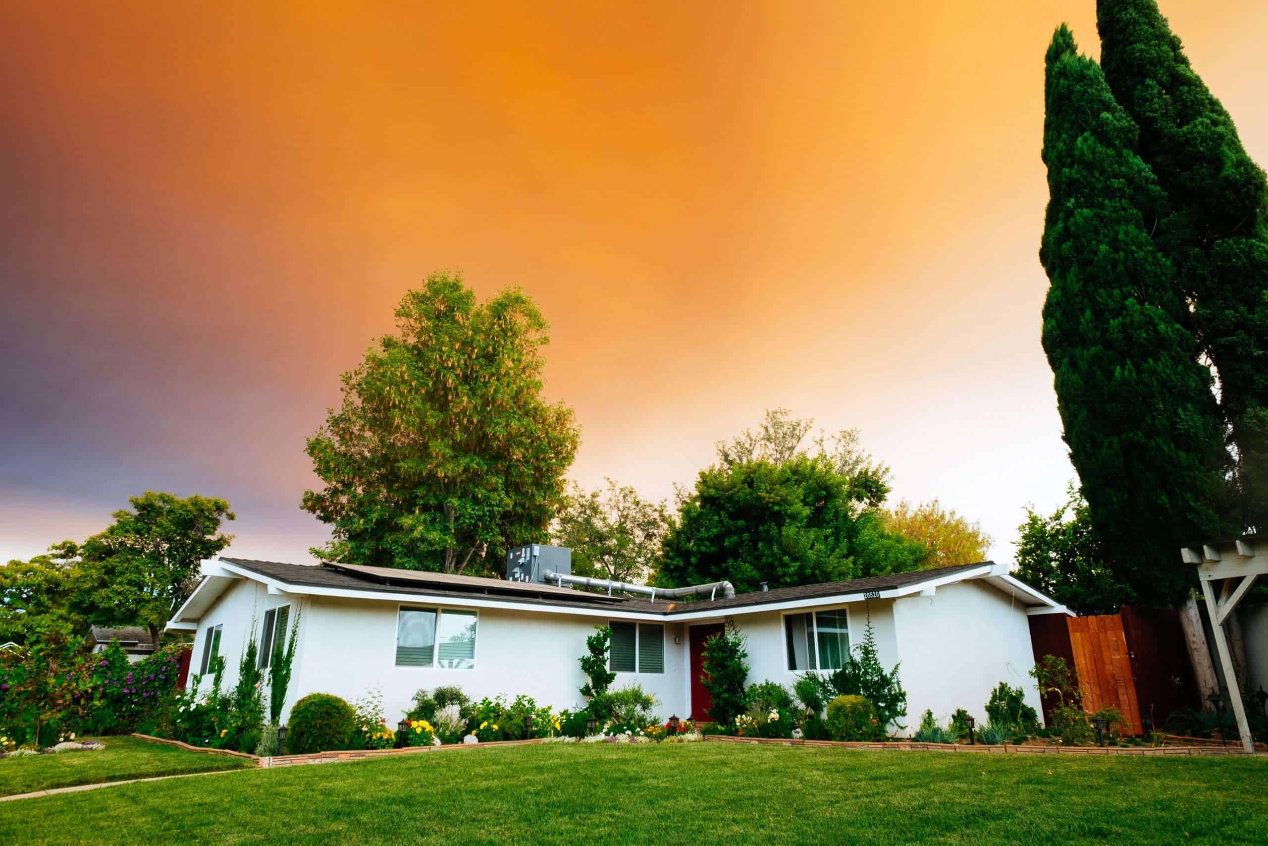 Read more about the article Hiring a Landscaper or Tree Contractor: Ten Things Every Homeowner Should Know