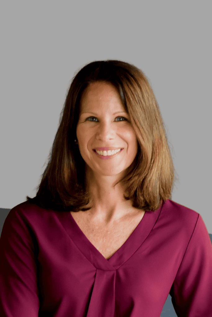 Jenell Romano headshot