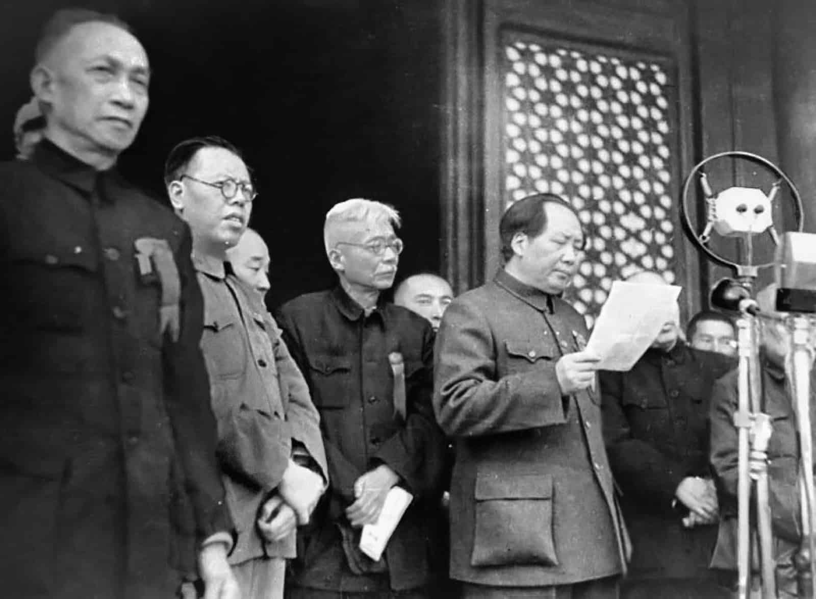 Mao Zedong proclaiming the founding of the People's Republic of China from the Tiananmen rostrum on October 1, 1949.