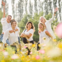 Freunde Fotoshooting in der Natur