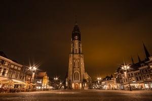 Standbeeld Hugo de Groot Delft